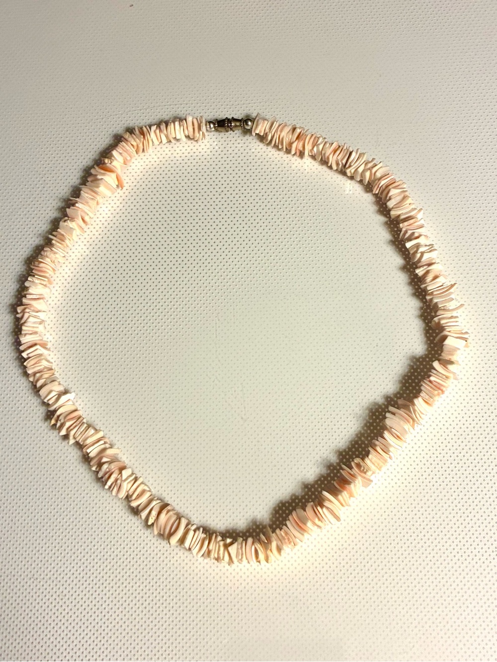Vintage Y2K Peach Puka Shell Unisex Surfer Choker Necklace